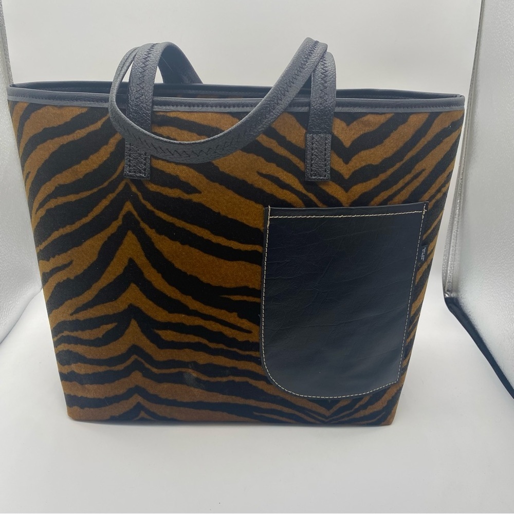 NEW Animal Tiger Skin Print Tote Bag Women Shoulder Handbags PU Leather.